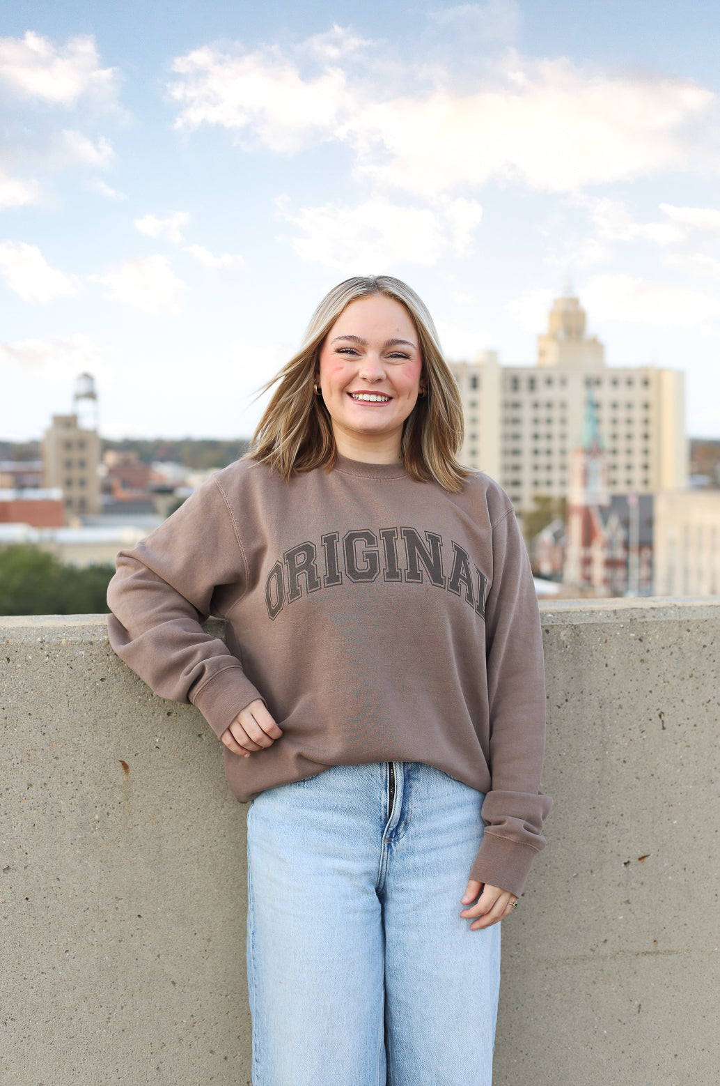 Original Crewneck - Clay